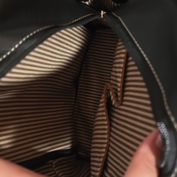 Backpack - Picture 2 of 6